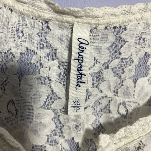 🦋Aeropostale lace blouse🦋 - Picture 4 of 4